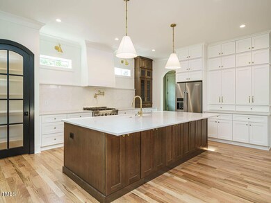 Floor to Ceiling Cabinets