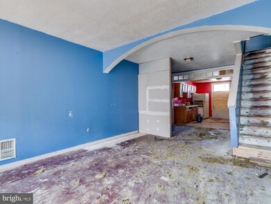 822 N Kenwood Ave, Baltimore, MD 21205 - photo 5
