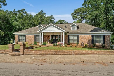 725_Hillcrest_Loop-4