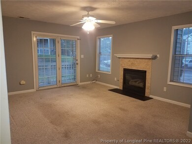 2717 Preston Woods Ln unit 4, Fayetteville, NC 28304 - photo 3
