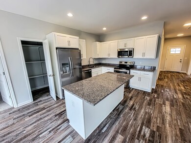 130 Doak St, Shelbyville, TN 37160 - photo 7