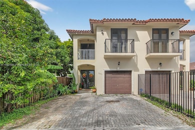 2654 SW 31st Place unit 2654, Miami, FL 33133 - photo 2