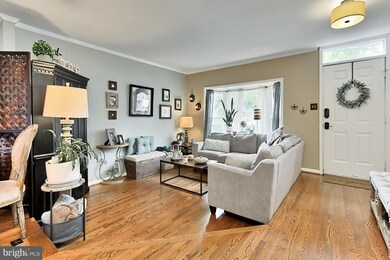 6331 Mary Todd Ct, Centreville, VA 20121 - photo 5