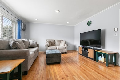 141 Thissell Ave unit 25, Dracut, MA 01826 - photo 5