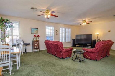 oxford family room 4