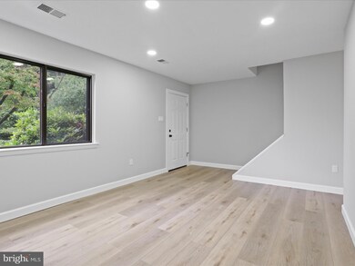 12554 Forest Hill Rd, Woodbridge, VA 22192 - photo 5