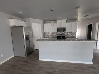 1302 N Clinton Ave unit A & B, Lubbock, TX 79416 - photo 3