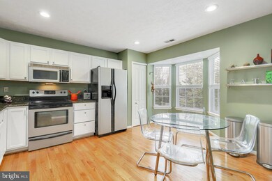 3907 Elkhorn Cir, Bowie, MD 20716 - photo 4