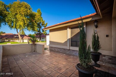 709 N May St, Chandler, AZ 85226 - photo 2