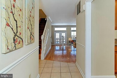 8023 Galla Knoll Cir, Springfield, VA 22153 - photo 3