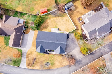 1213 N Wingate Way, Maryville, TN 37803 - photo 4