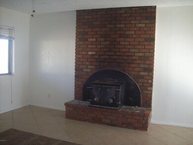 LR-Fire Place