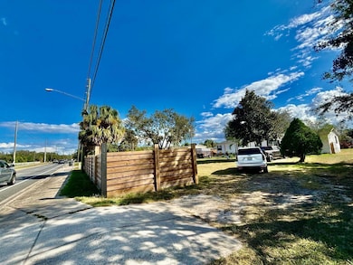 1717 Ronald Reagan Pkwy, Davenport, FL 33896 - photo 2