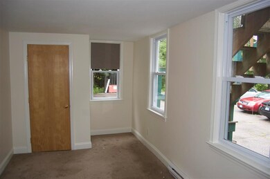 11 Lincoln Ave unit 4, New Market, NH 03857 - photo 3