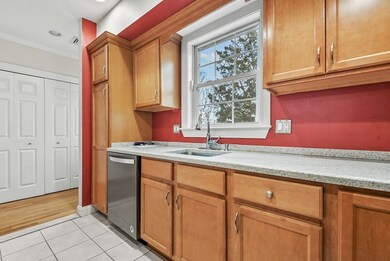 169 Sea St unit 2, Quincy, MA 02169 - photo 6
