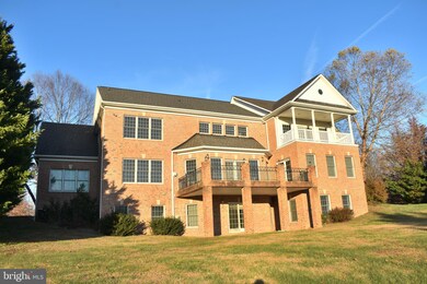 609 Traveller Ct, Lothian, MD 20711 - photo 4