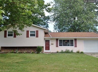 1945 E 39th St, Lorain, OH 44055 - photo 4