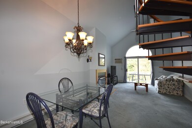 6 Woodstream Dr unit D, Pittsfield, MA 01201 - photo 5