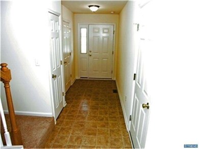 16 Buttonwood Ave, New Castle, DE 19720 - photo 2