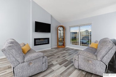 10913 Craig St, Omaha, NE 68142 - photo 3