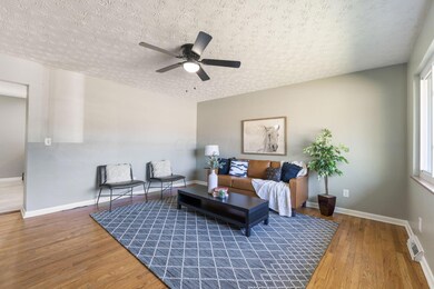 1308 Elaine Rd, Columbus, OH 43227 - photo 3