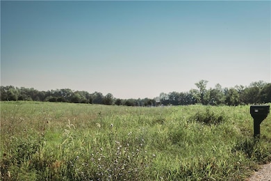 815 SE 600th Rd, Knob Noster, MO 65336 - photo 2