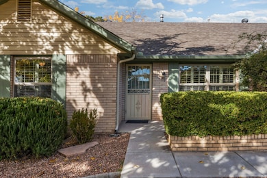 10529 Sierra Bonita Ave NE, Albuquerque, NM 87111 - photo 3