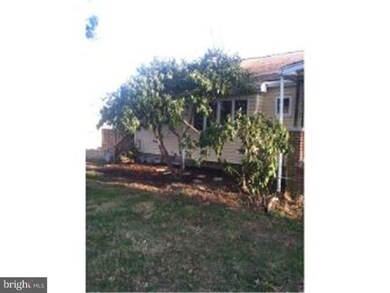 416 Sutton Ave, Folsom, PA 19033 - photo 3