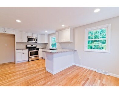 47 Parkwood Dr, Pepperell, MA 01463 - photo 2