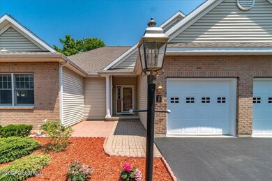 10 Conway Cir, Albany, NY 12211 - photo 3