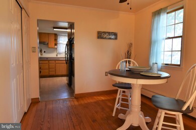 8047 Highpoint Rd, Clearwater Beach, MD 21226 - photo 5