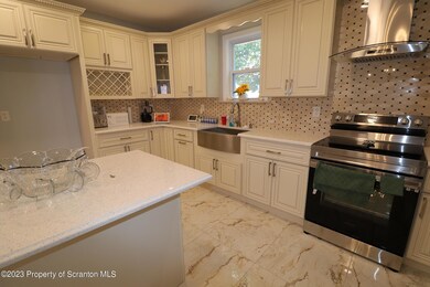 257 Laurel St, Archbald, PA 18403 - photo 5