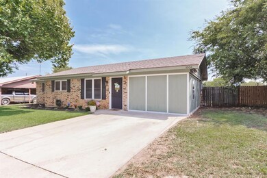 1006 N Miller St, Decatur, TX 76234 - photo 2