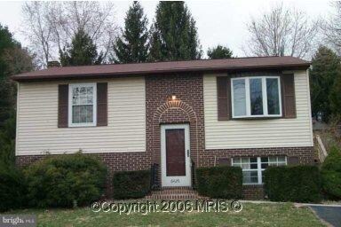 6426A Freedom Ave, Sykesville, MD 21784 - photo 2