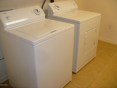 washer & dryer