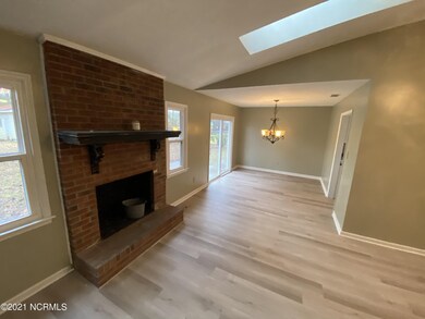 1013 Foscue Dr, Jacksonville, NC 28540 - photo 4