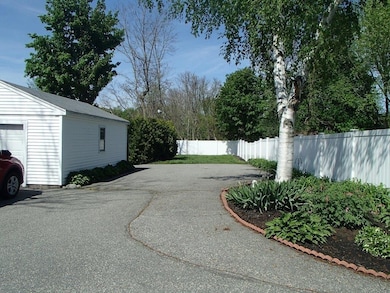 18 Nahant St, Wakefield, MA 01880 - photo 3