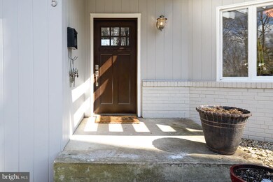 6375 Dockser Terrace, Falls Church, VA 22041 - photo 4