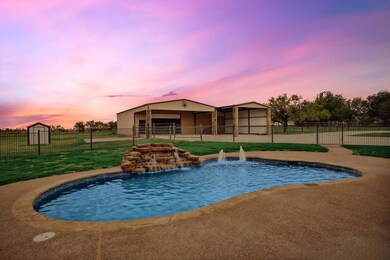 156 Serrano Ct, Weatherford, TX 76087 - photo 2