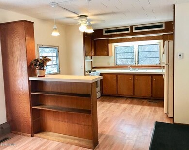 2-Kitchen
