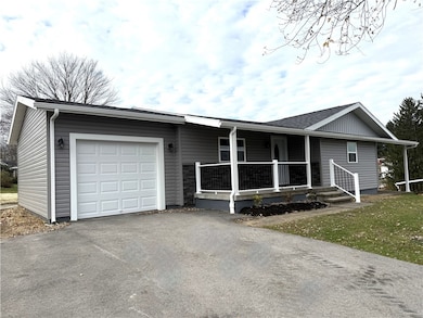 2026 Marshall Rd, Monaca, PA 15061 - photo 2