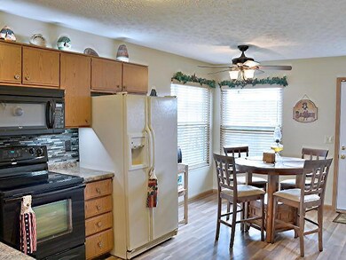 1197 Treehaven Ln, Columbus, OH 43204 - photo 4