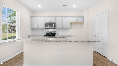 dr-horton-southbury-lot-79-033