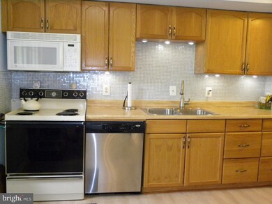 7351 Forrester Ln, Manassas, VA 20109 - photo 6