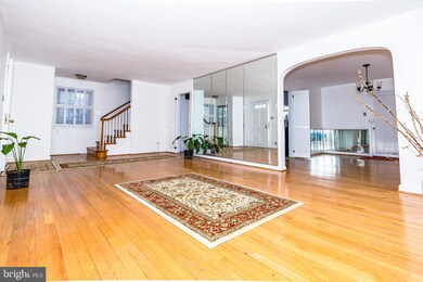 347 Quintana Place NE, Washington, DC 20011 - photo 3