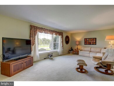 344 E Spruce St, New Holland, PA 17557 - photo 6