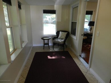 Entrance/Sunroom
