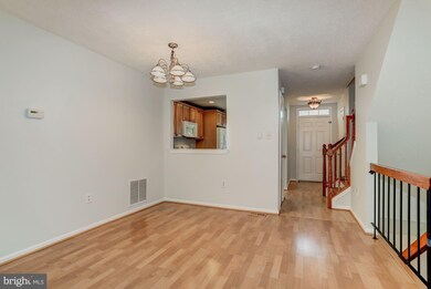 13916 Gunners Place, Centreville, VA 20121 - photo 6
