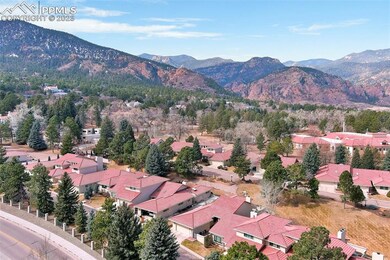 Beautiful Mountain Setting!