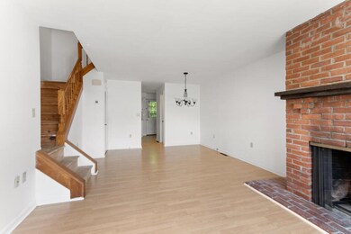 11 Hawser Ln, Swampscott, MA 01907 - photo 4